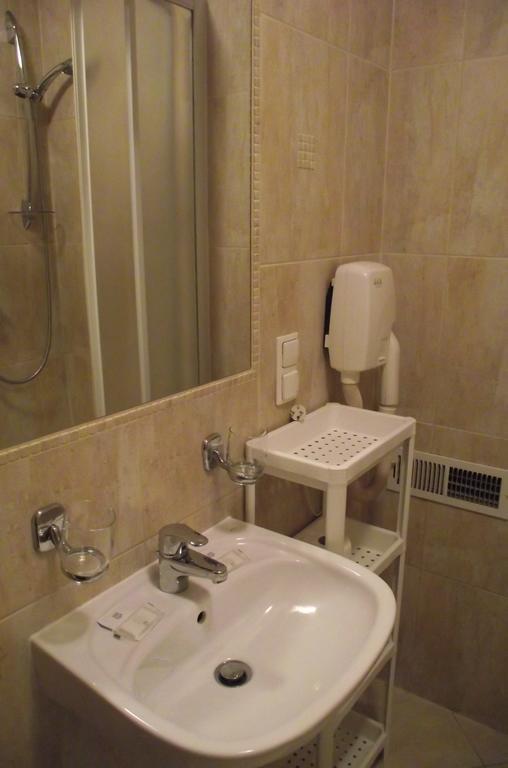 Villa Del Arte Bed & Breakfast Wadowice Luaran gambar