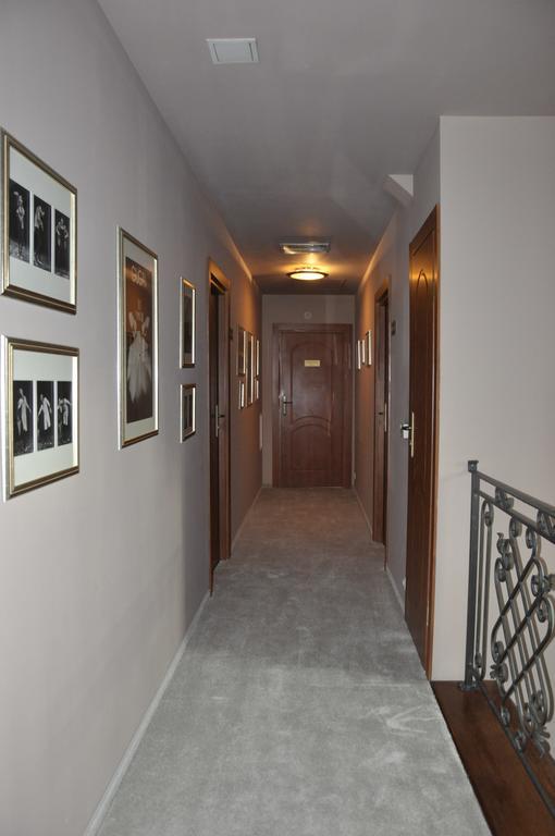 Villa Del Arte Bed & Breakfast Wadowice Luaran gambar